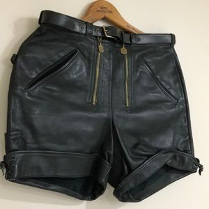 Lederhosen green leather shorts